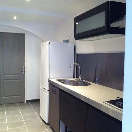 Centre * 阿雅克肖