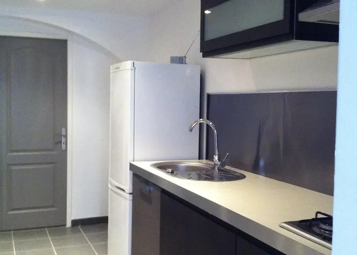 Centre * Ajaccio (Corsica)